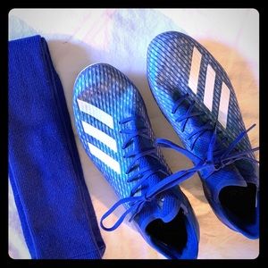 Soccer cleats & socks